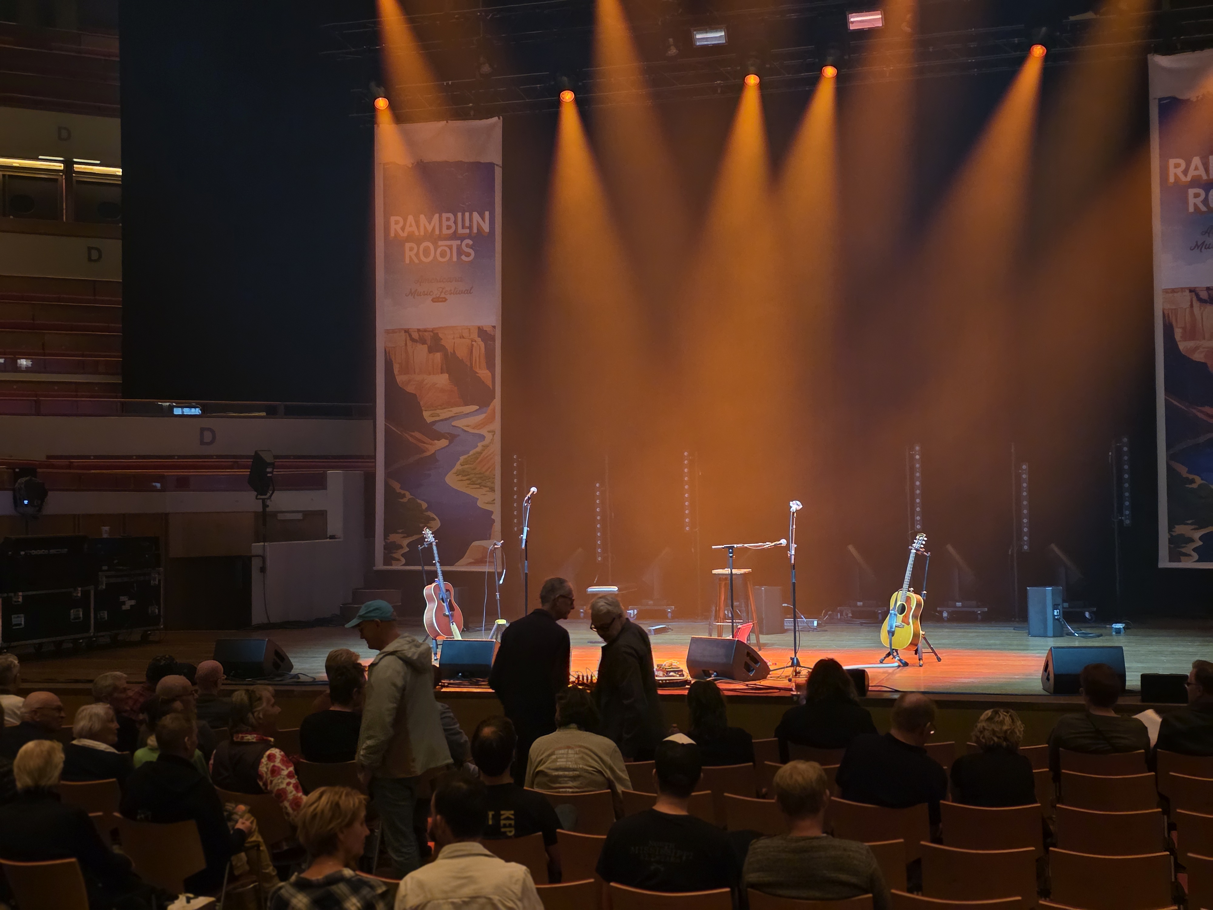 JamesMcMurtry2026-10-17TivoliVredenburgUtrechtNetherlands (1).jpg